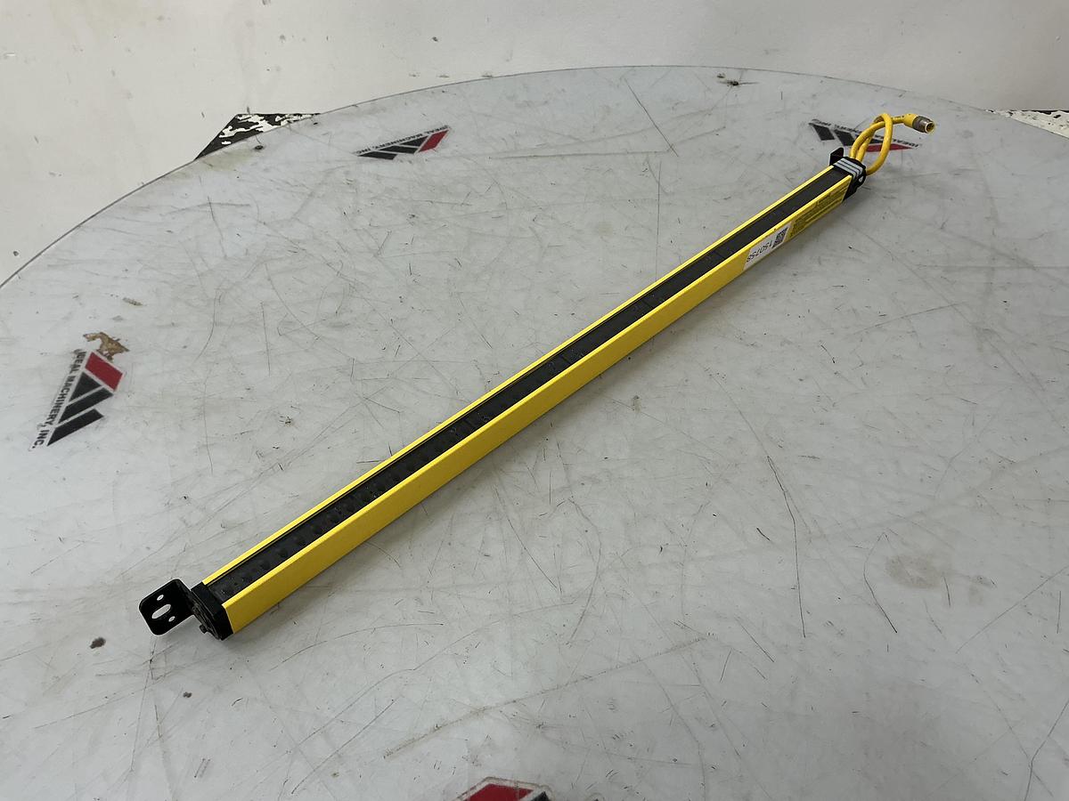 Used BANNER USR2824YP2