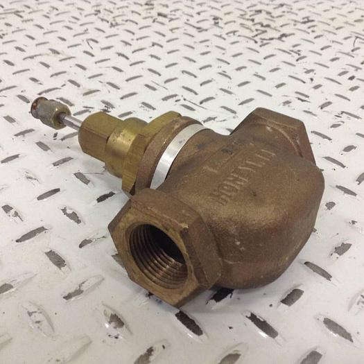 Used HONEYWELL Three-Way 1" Brass Globe Valve V5011C 1623 #84909