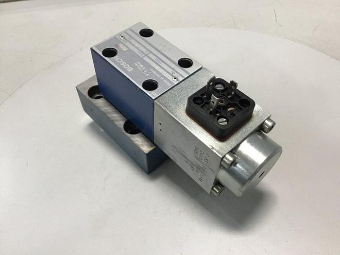 Used BOSCH Proportional Pressure Relief Valve 0 811 402 019 #144694