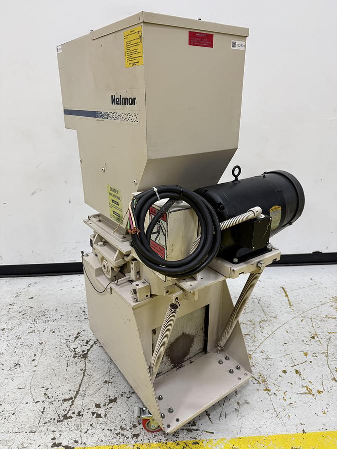 Used NELMOR G1012P1 Grinder Granulator Plastic USED #152639 Needs to be cleaned