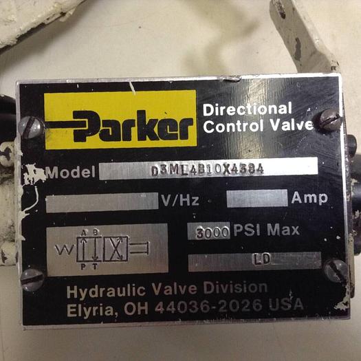 Used PARKER Directional Control Valve D3ML4B10X4384 #72605