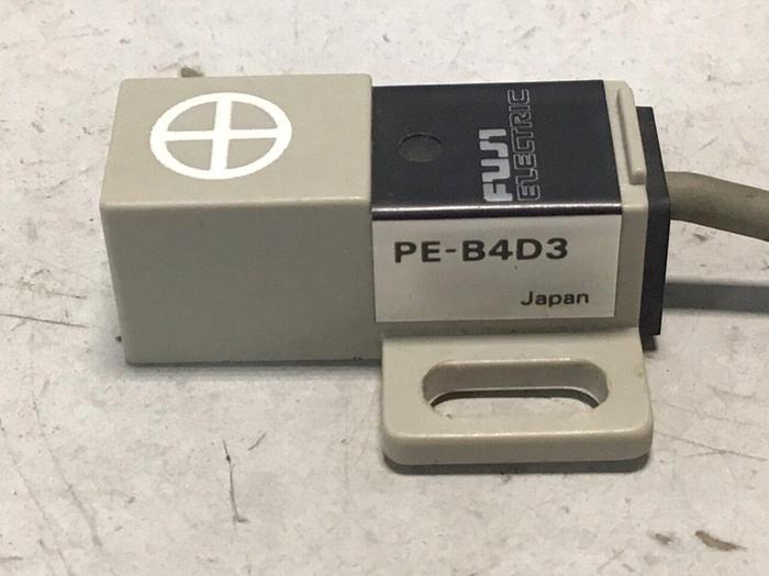 Used FUJI ELECTRIC Proximity Switch PE-B4D3 #128438