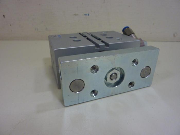 Used FESTO Pneumatic Cylinder DFM-40-25-P-A-GF #57333