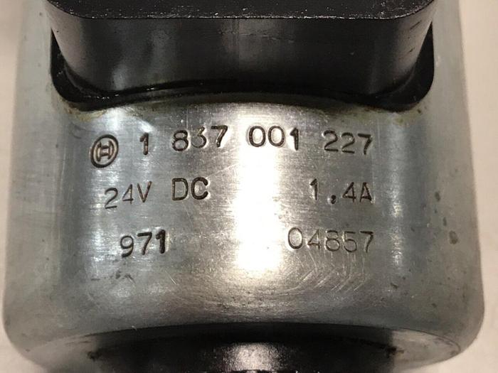 Used BOSCH Valve 081WV06P1V1068WS024/00D51 9810231454 Used