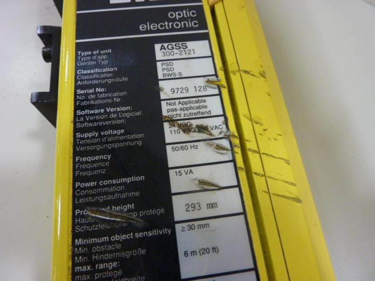 Used SICK OPTIC ELECTRONIC Sender Unit AGSS 300-2121 #49814