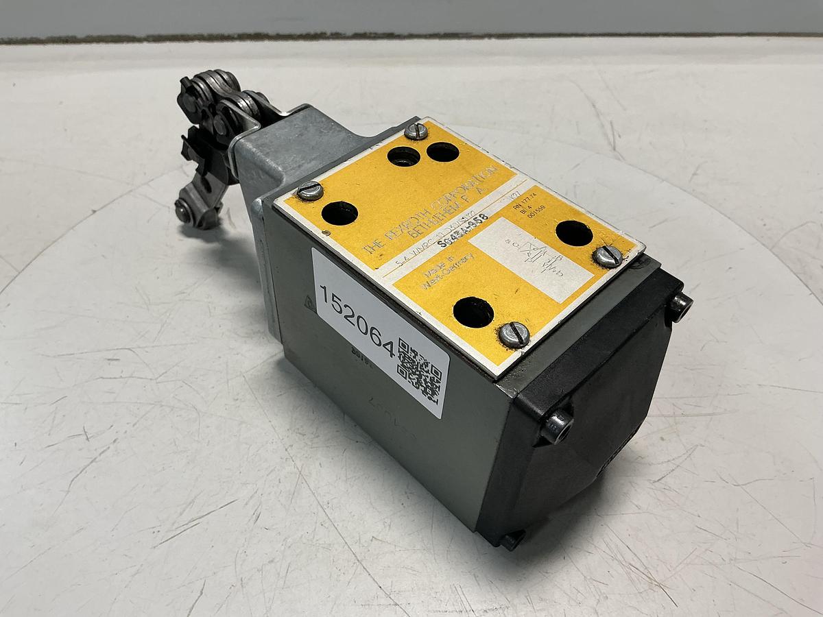 Used REXROTH 5-4 WMRC 10 D30/S0122