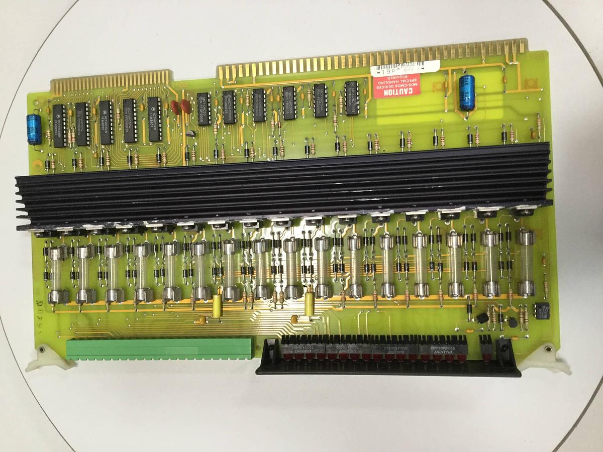 Used CINCINNATI MILACRON I/O Board 3-531-4479A Used