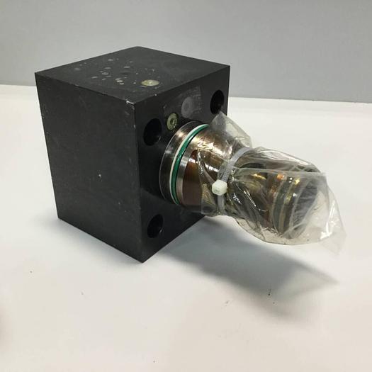 Used MOOG Valve CCE32A6RH1X06 #91432