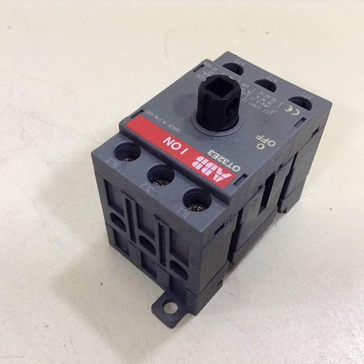 Used ABB Disconnect Switch OT32E3 #84394