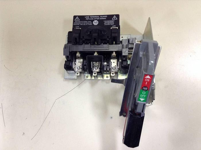 Used ALLEN BRADLEY Line Terminal Guard Disconnect 1494V-DS30 SER D #86698