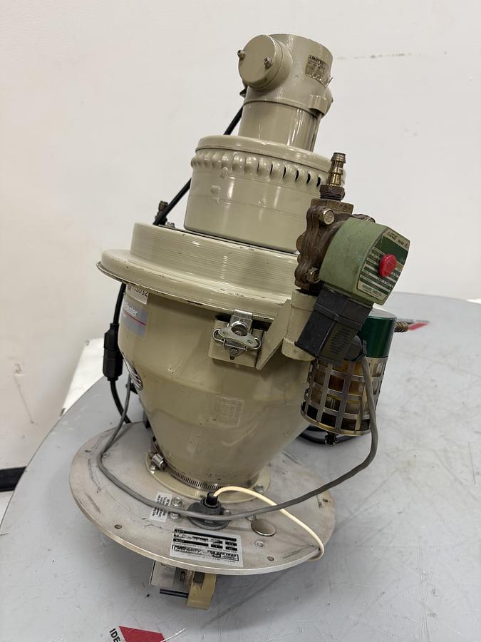 Used CONAIR FRANKLIN DB12