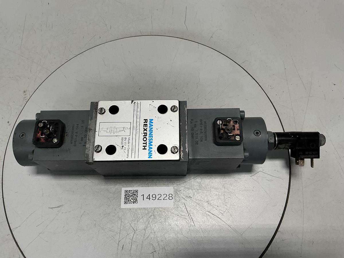 Used REXROTH 4WRE 10 W64-12/24Z4/M