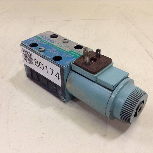 Used VICKERS Directional Valve DG4V-3S-2AL-M-U-HL7-60-EN490 #80174