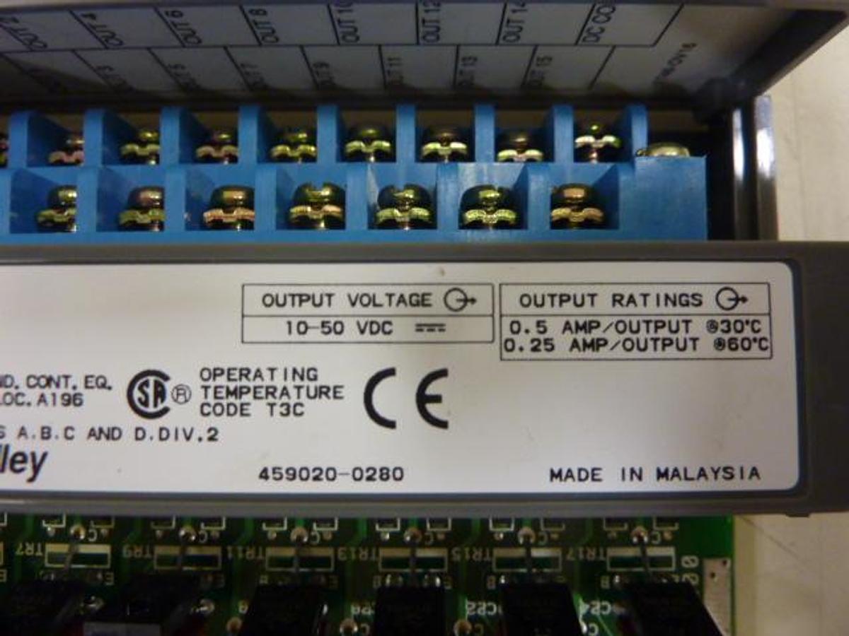 Used ALLEN BRADLEY Output Module 1746-OV16 SER C Used