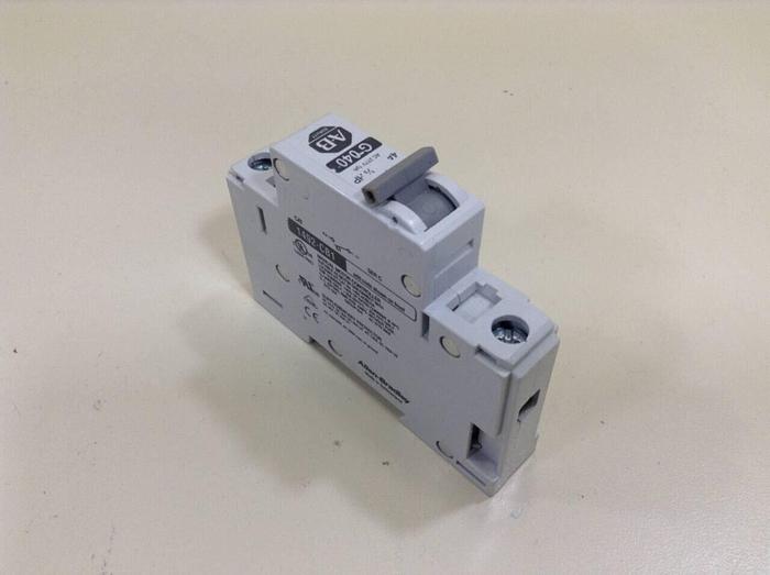 Used ALLEN BRADLEY 4 Amp Circuit Breaker 1492-CB1/G040 SER C #79627