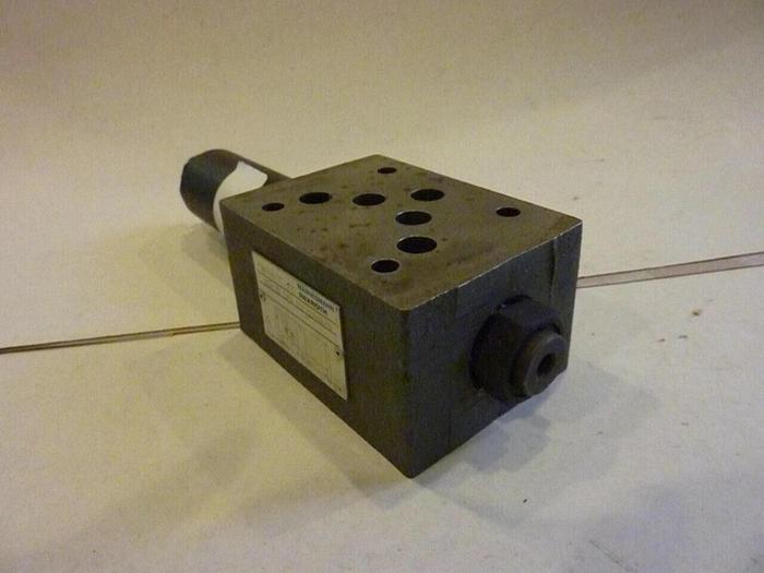 Used REXROTH Valves ZDR 10 DP2-53/150YM/12 #5186