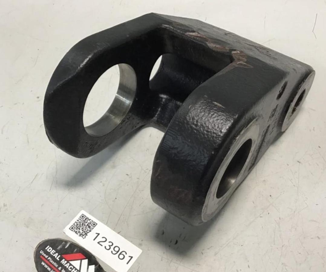 Used HUSKY Tie Bar Lock Link Mount Bracket 244693 USED