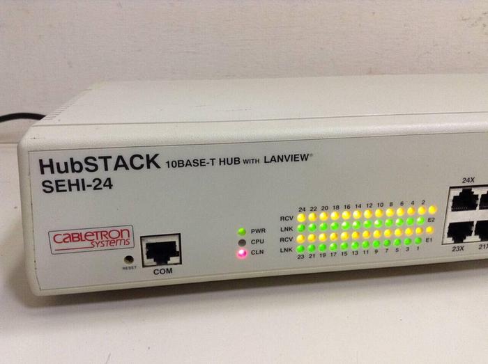Used CABLETRON 10 Base-T Hub w/ Lanview SEHI-24 #75002