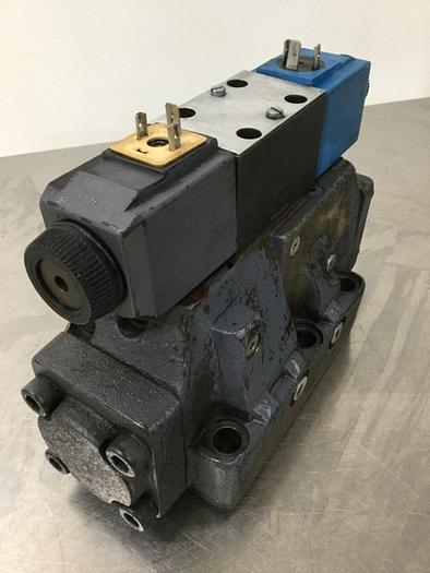 Used VICKERS Valve DG5S82CTMUHL740 Used