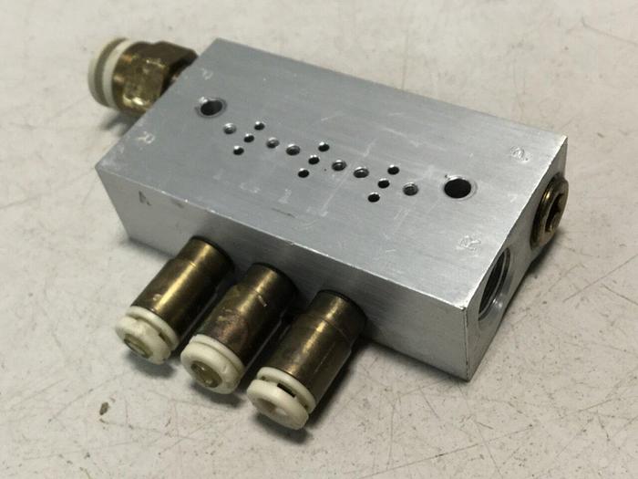 Used KOGANEI Manifold Block G010MH3A #108099