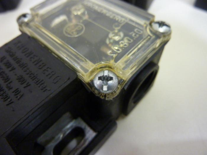 Used KRONENBERG GMBH Safety Interlock Switch WZF-B #58126