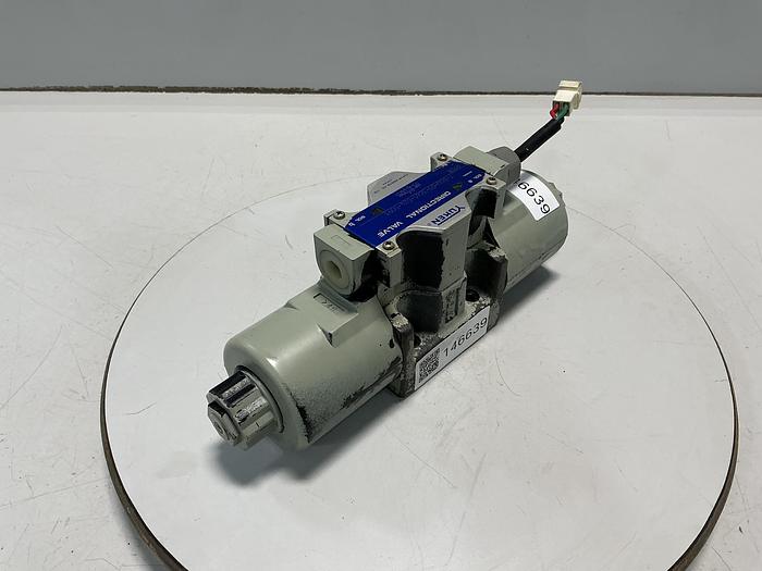 Used YUKEN T-DSG-03-3C65-D24-5093
