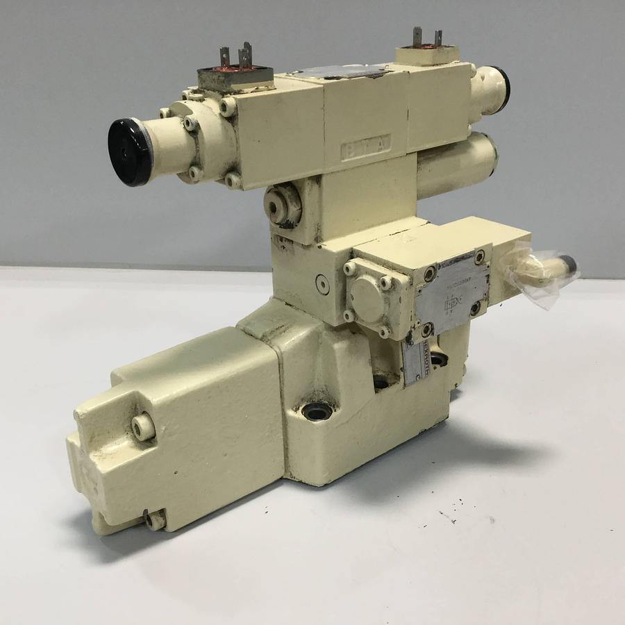 Used REXROTH Valve 4WRZ16W1150316A24N9EK4D2M204 #92367