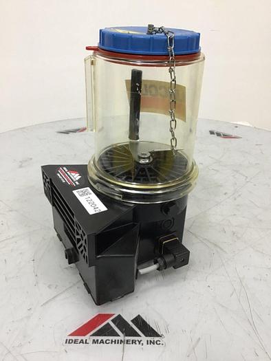 Used LINCOLN AIR Lubrication Pump 644405405 #122042
