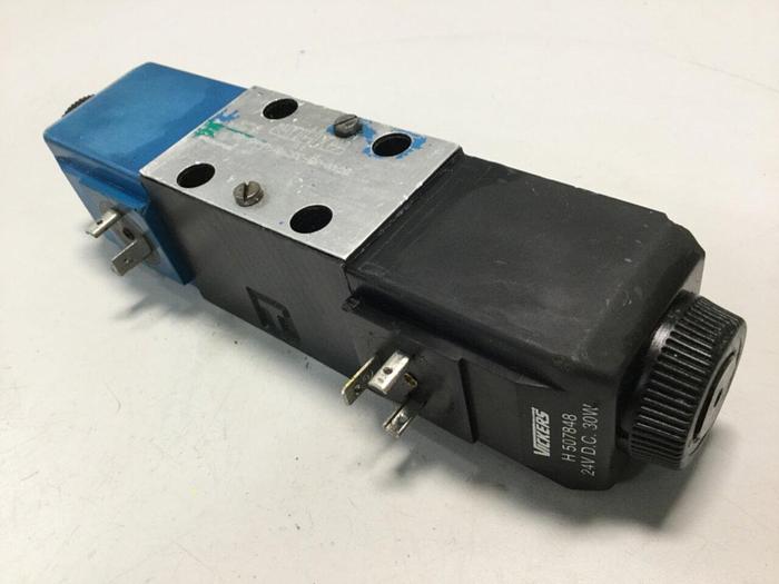 Used VICKERS Valve DG4V-3S-33C-M-U-H5-60 #111273