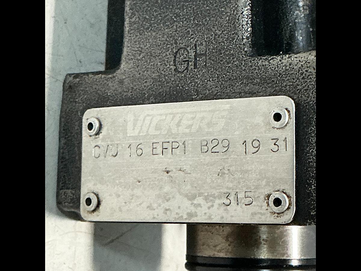 Used VICKERS CVU 16 EFP1 B29 19 31