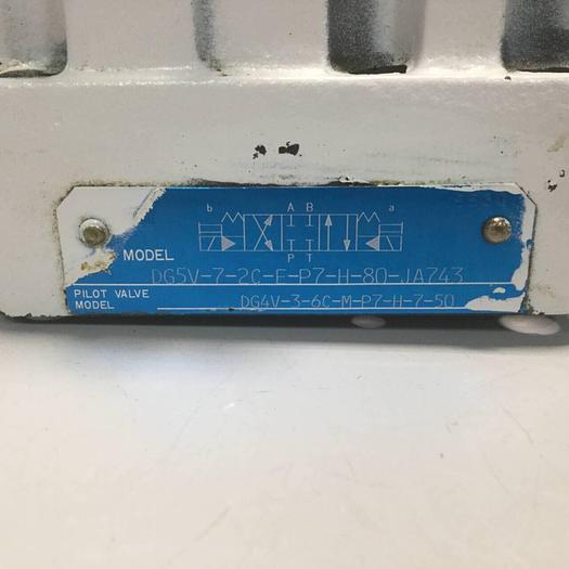 Used TOKIMEC VICKERS Directional Control Valve DG5V-7-2C-E-P7-H-80-JA743 #95282