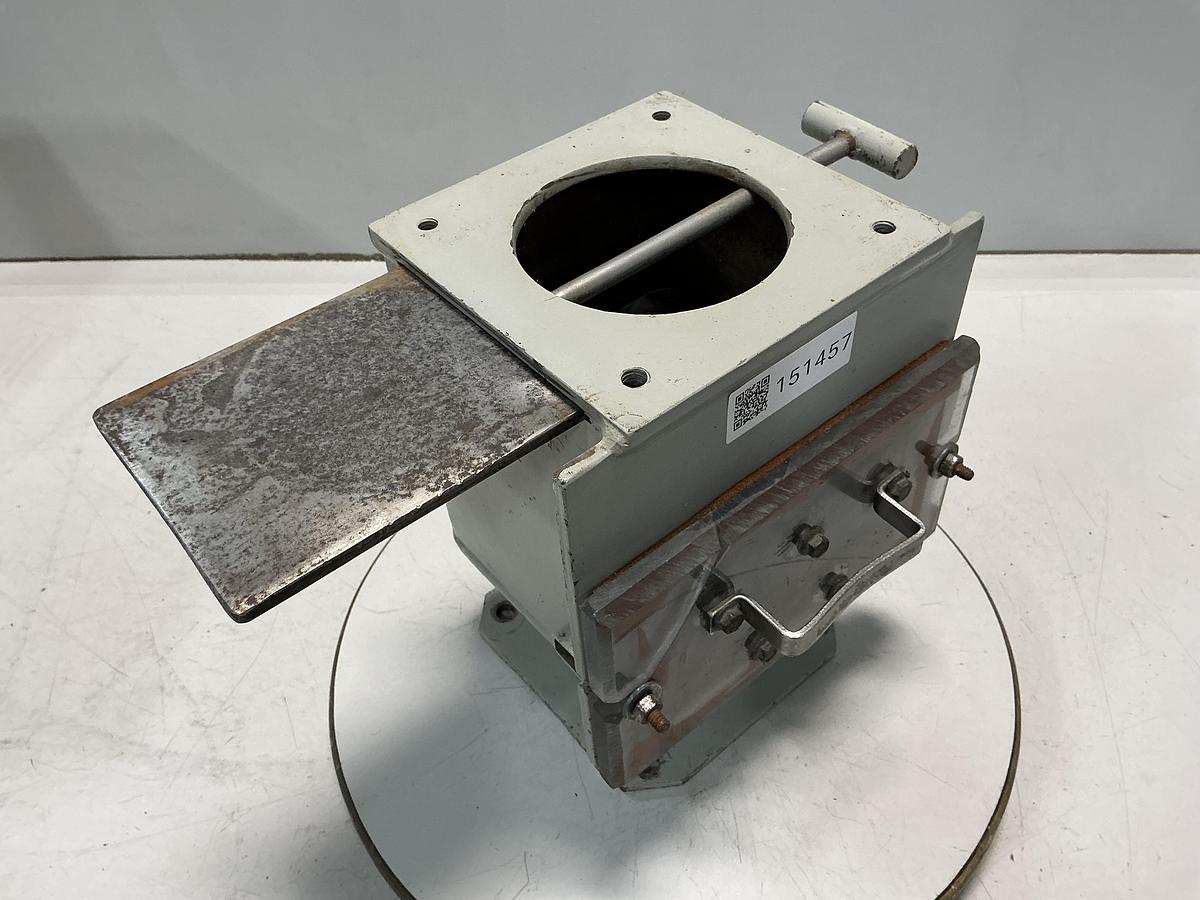 Used METAL FABRICATOR NO MODEL / NO TAG