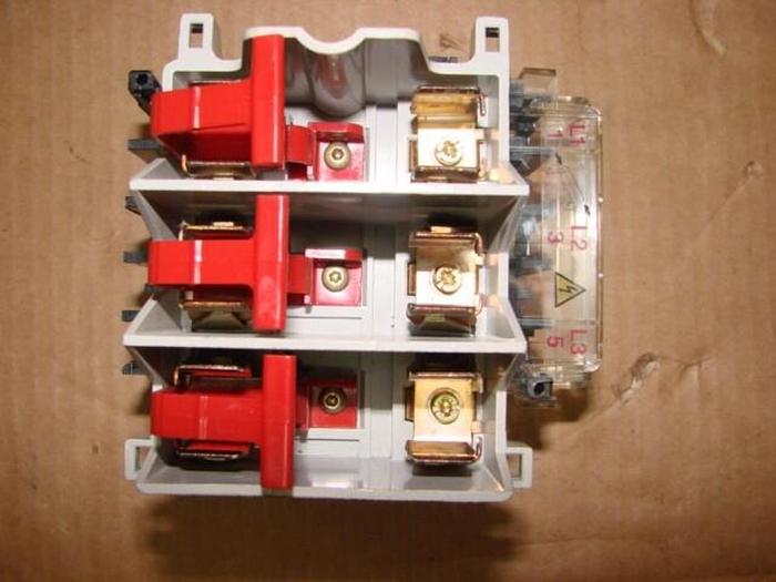 Used ALLEN BRADLEY 30 Amp Disconnect Switch 194R-NJ030P3 SER B #21260