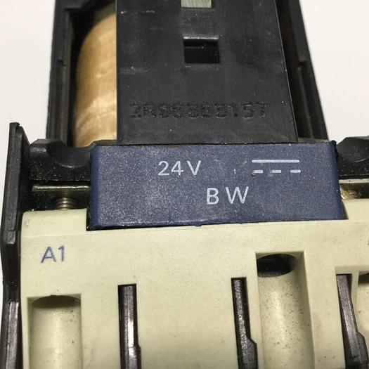 Used TELEMECANIQUE Contactor LP1D3210 #94227
