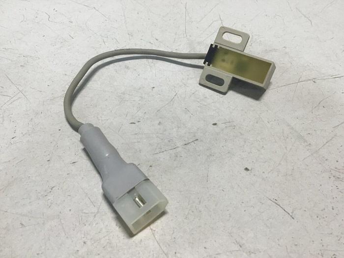 Used FUJI ELECTRIC Proximity Switch PE-B4D3 #128441