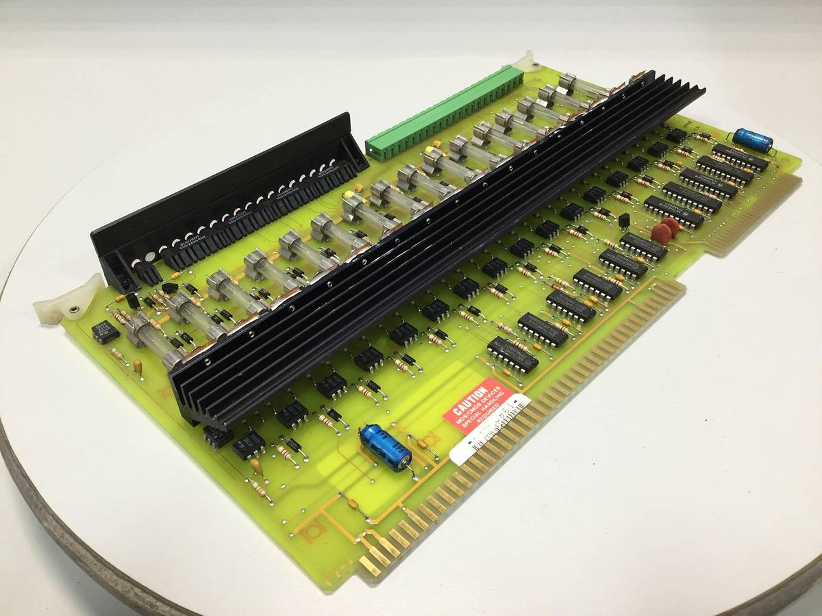 Used CINCINNATI MILACRON I/O Board 3-531-4479A Used