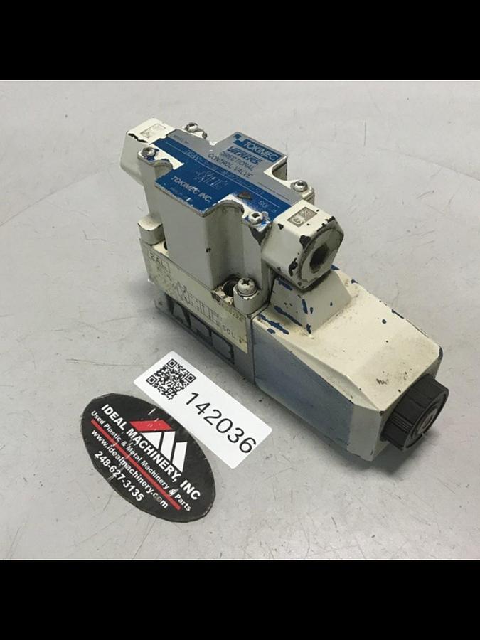 Used VICKERS Tokimec Directional Control Valve DG4V-3-2AL-M-P7-H-7-50 USED