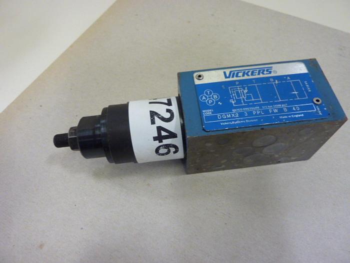 Used VICKERS Valve DGMX23PPLFWB40 #47246