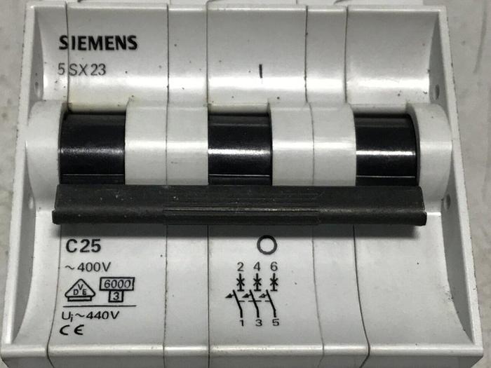 Used SIEMENS Circuit Breaker 5SX23C25 #122602