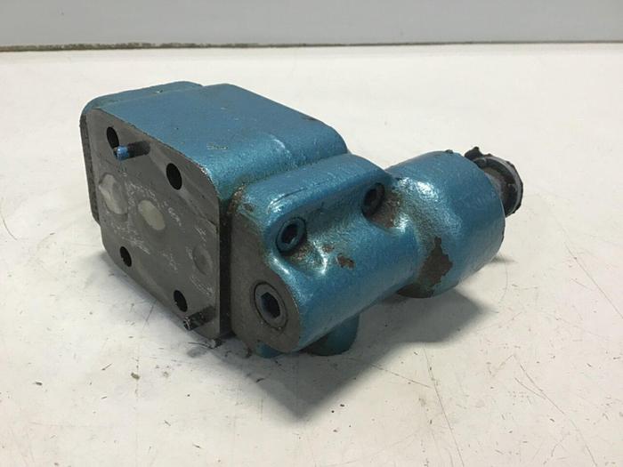 Used SPERRY VICKERS Reducing Valve XGL03B10 USED