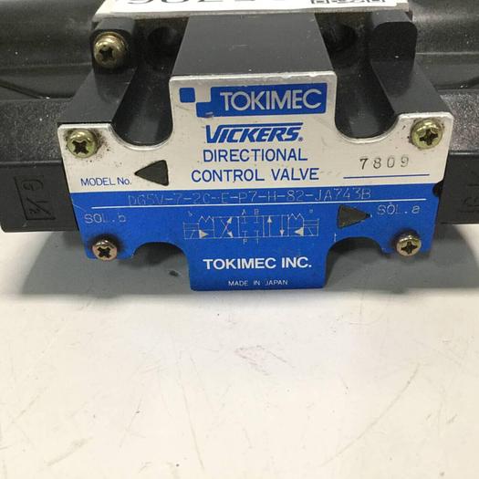 Used VICKERS Tokimec Directional Control Valve DG5V72CEP7H82-JA743B #95796