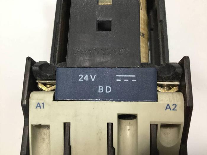 Used TELEMECANIQUE Contactor LP1D3210 #97922