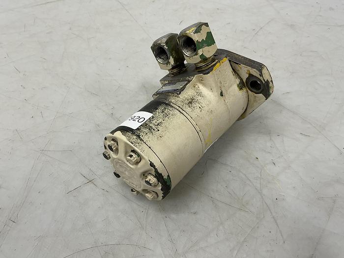 Used CHAR LYNN 101 1032 007