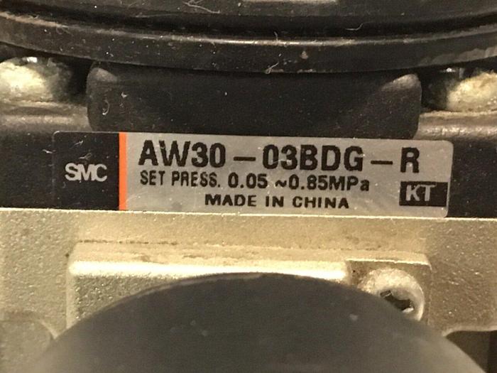 Used SMC Filter Regulator AW30-03BDG-R #132520