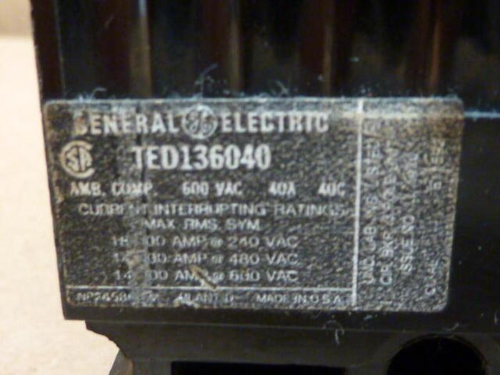 Used GENERAL ELECTRIC / GE 40 Amp Industrial Circuit Breaker TED136040 #34589