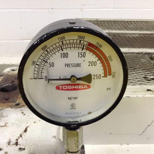 Used TOSHIBA 3.8 Oz Injection Unit ISE90PN-3 / IU Used