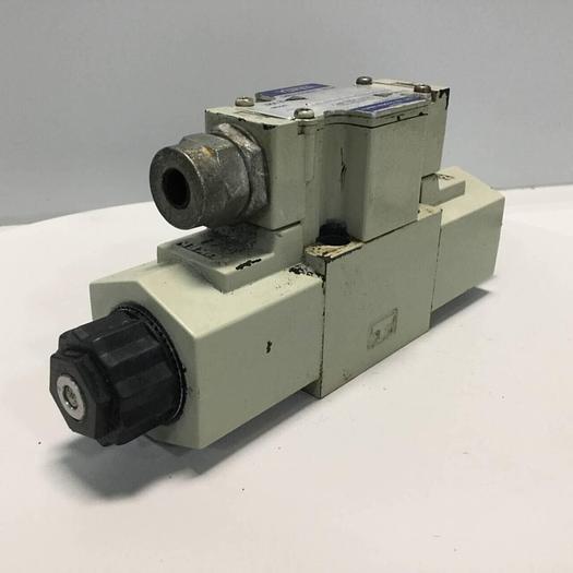 Used YUKEN Directional Valve DSG-01-3C40-D24-50218 #91589