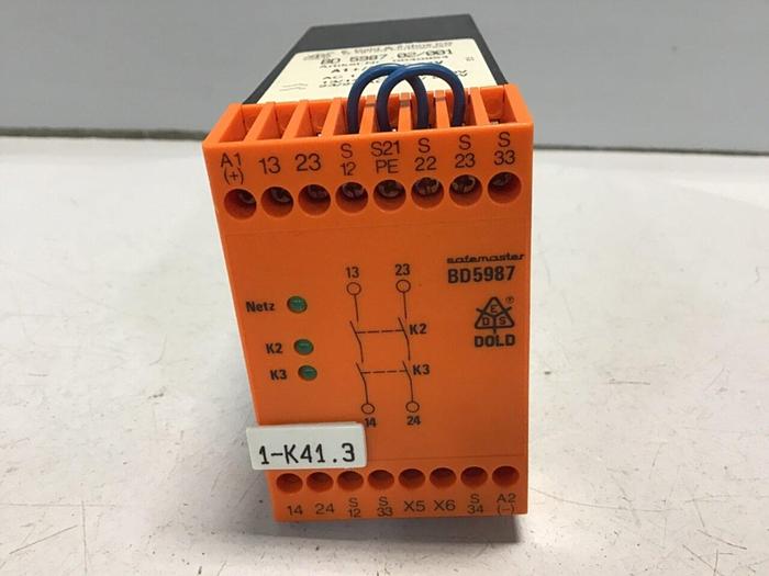Used E DOLD & SOHNE KG Emergency Stop Module BD5987.02/001 #125410