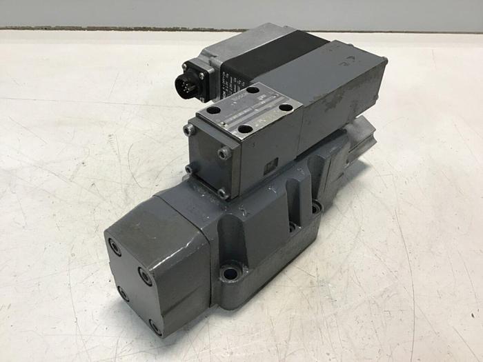 Used BOSCH SERVO Proportional Valve 0 811 404 614 USED