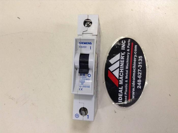 Used SIEMENS 10 Amp Circuit Breaker 5SX51-B10 #75708